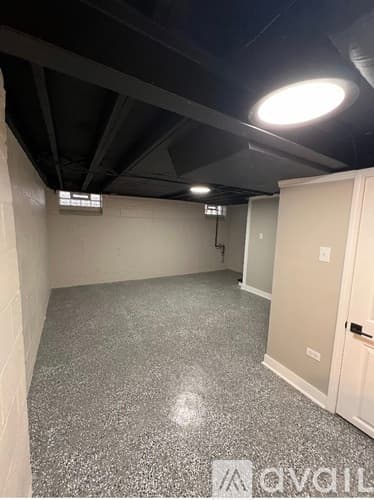 Hammond Apartment: 2443 169th St