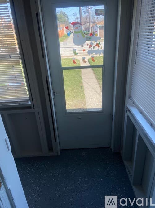Hammond Apartment: 2443 169th St