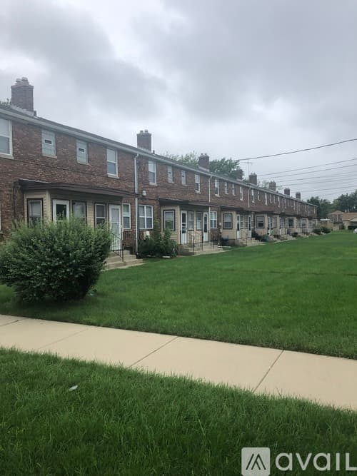 Hammond Apartment: 2443 169th St