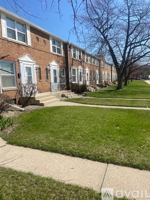 Hammond Apartment: 2443 169th St