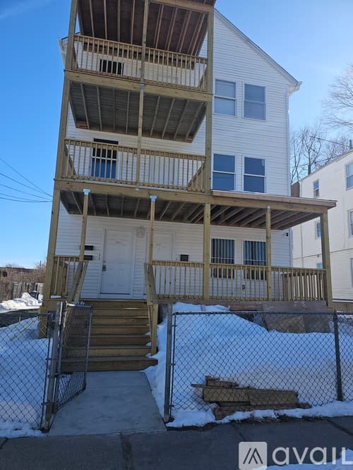 Hartford Apartment: 164 Martin Street