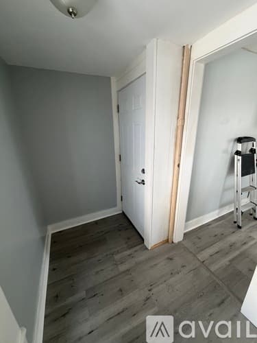 Webster Apartment: 212 School St