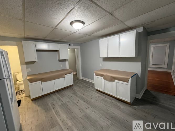 Webster Apartment: 212 School St