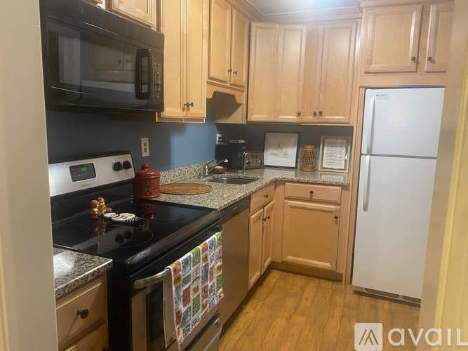Glastonbury Condo: 30 Stony Brook Drive