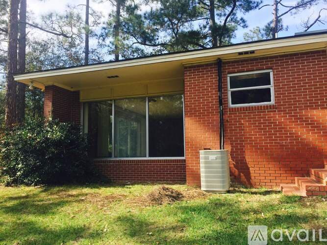 Statesboro House: 214 Circle Dr