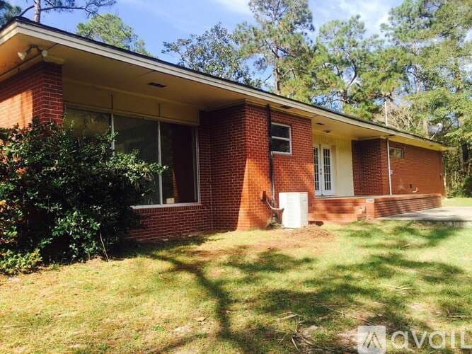 Statesboro House: 214 Circle Dr