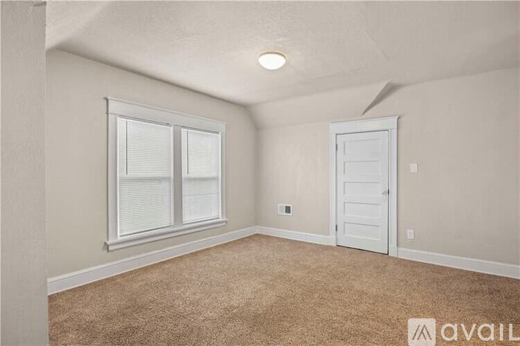 Kansas City House: 2319 Norton Avenue