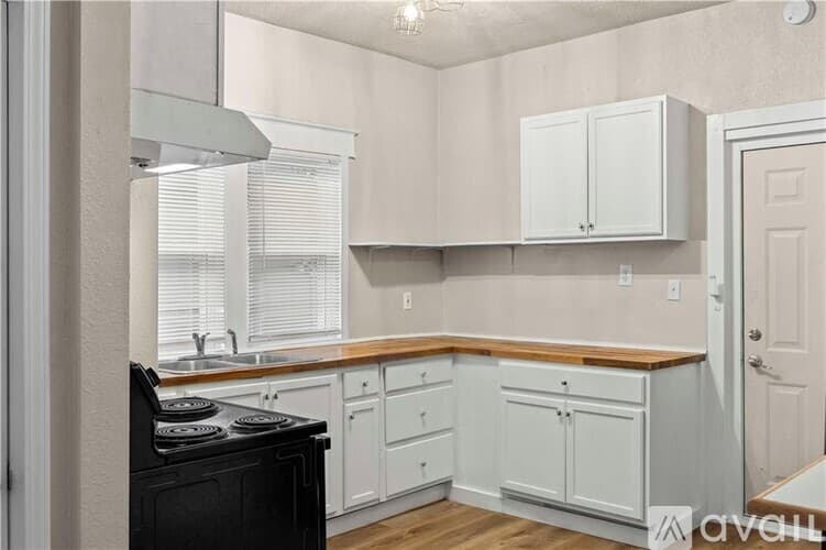 Kansas City House: 2319 Norton Avenue
