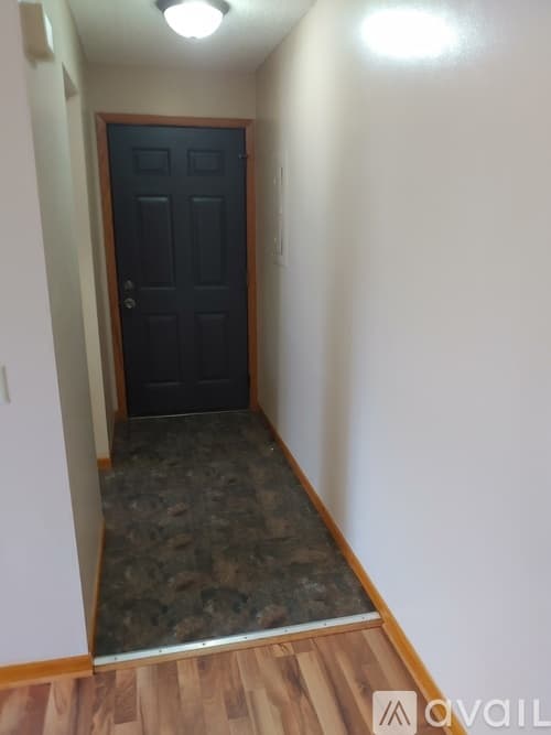 Mounds View Apartment: 5284 Greenfield Avenue