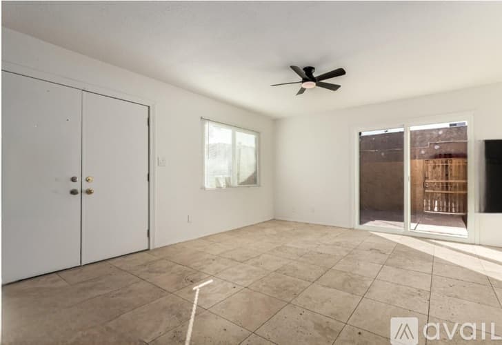 Phoenix Townhome: 4523 E Wood Street