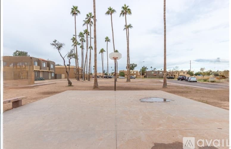 Phoenix Townhome: 4523 E Wood Street