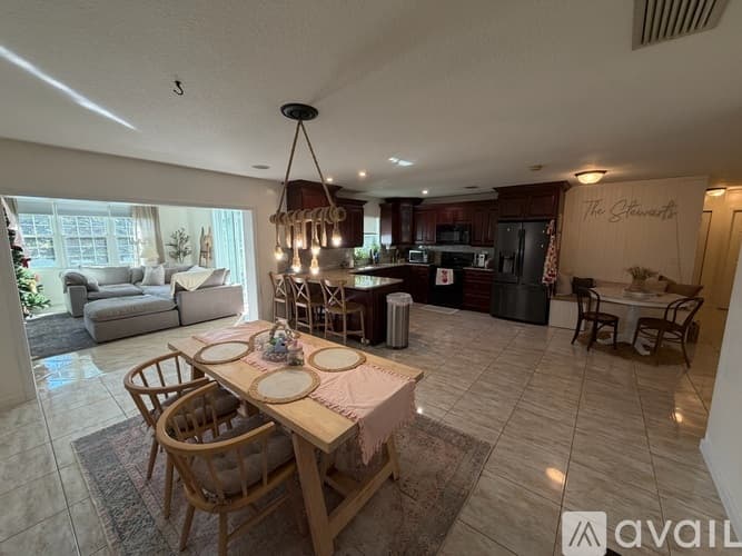 Boynton Beach House: 8110 Rose Marie Avenue East