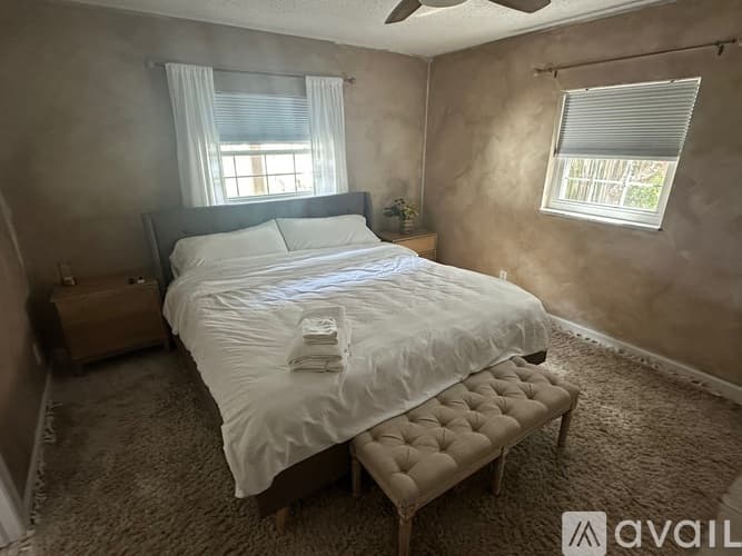 Boynton Beach House: 8110 Rose Marie Avenue East
