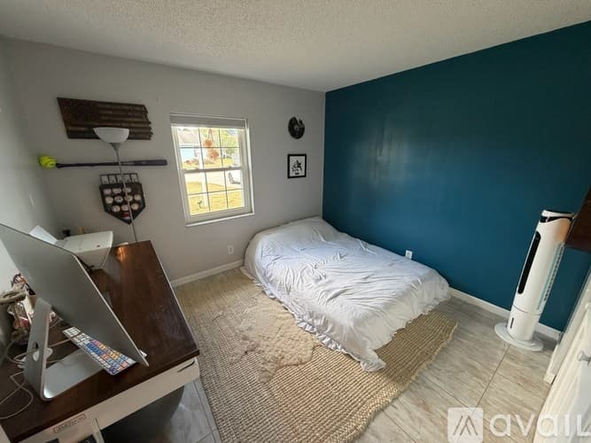 Boynton Beach House: 8110 Rose Marie Avenue East