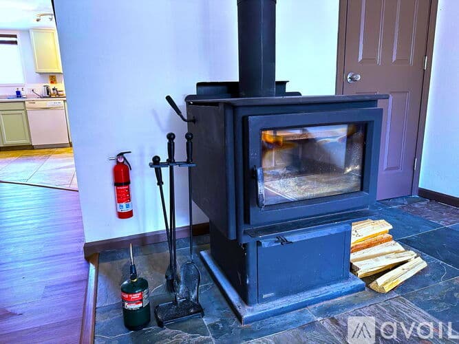 Kenai Apartment: 42019 Sam Street