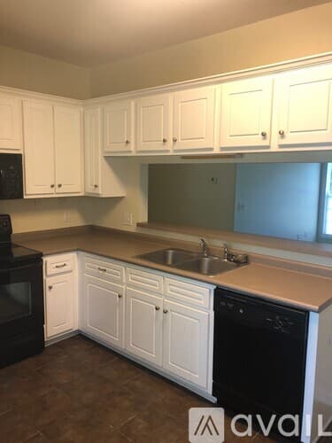 Statesboro House: 1117 A Southbend Dr