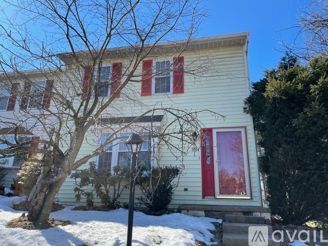 Danville House: 534 Nicholas Avenue