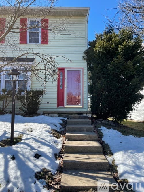 Danville House: 534 Nicholas Avenue