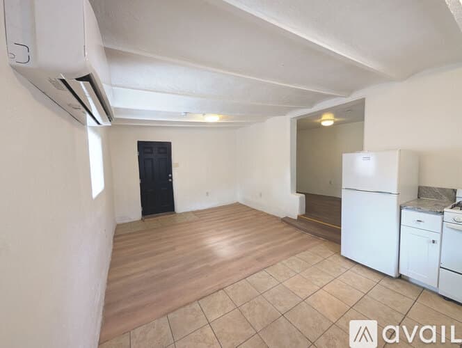 Albuquerque Apartment: 1203 Barelas Rd SW