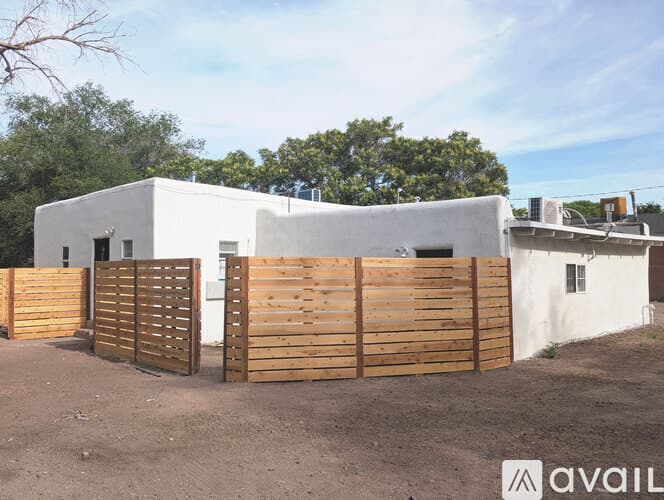Albuquerque Apartment: 1203 Barelas Rd SW