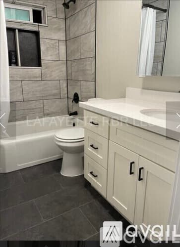 Parkland Apartment: 1105 Lafayette St S