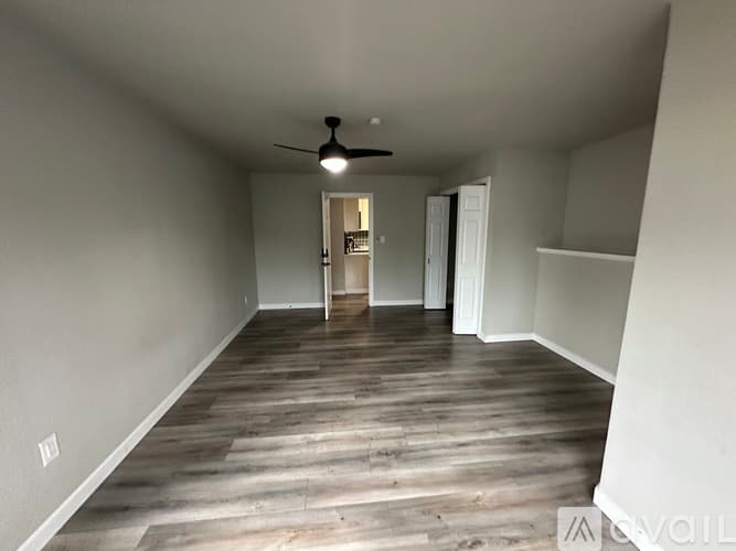 Parkland Apartment: 1105 Lafayette St S