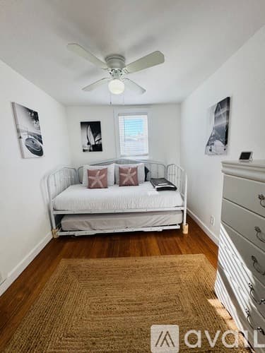 Milford Apartment: E Broadway