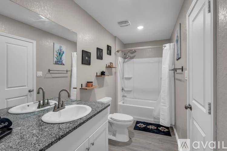 New Braunfels House: 2915 Whinchat