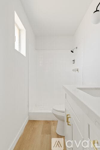 Phoenix House: 301 W Desert Dr