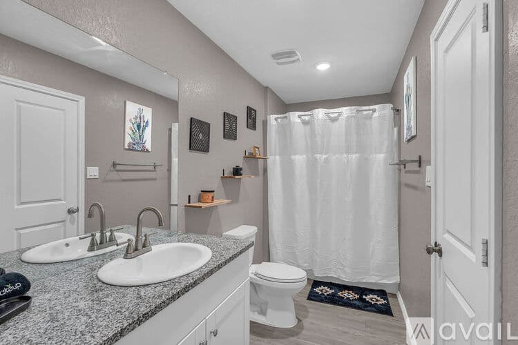 New Braunfels House: 2915 Whinchat