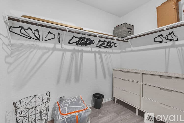 New Braunfels House: 2915 Whinchat