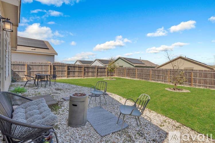 New Braunfels House: 2915 Whinchat