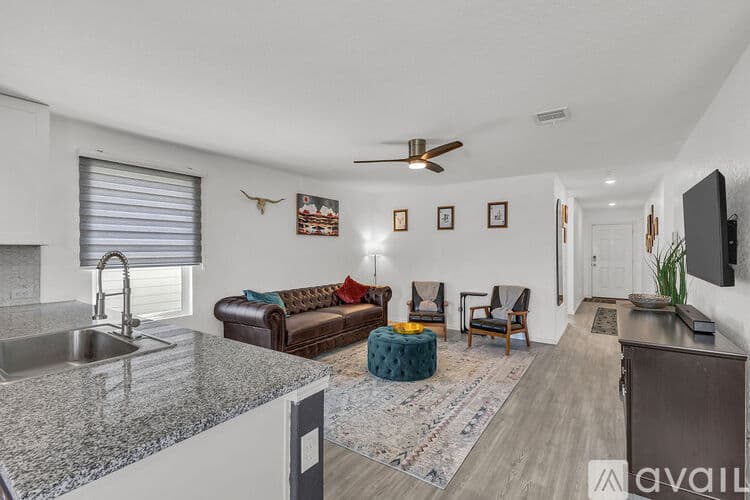 New Braunfels House: 2915 Whinchat