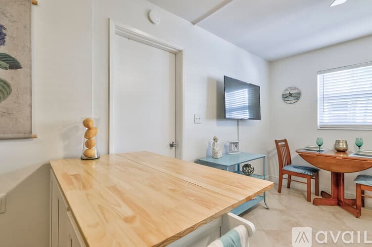 Pompano Beach Condo: 3230 NE 13 Th St