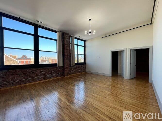 Chicago Apartment: 1432 W 21st St