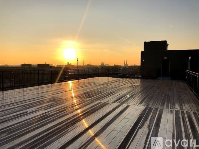 Chicago Apartment: 1432 W 21st St