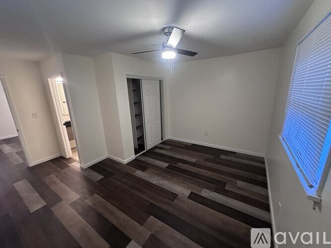 St. Louis House: 8414 Rosalind Court