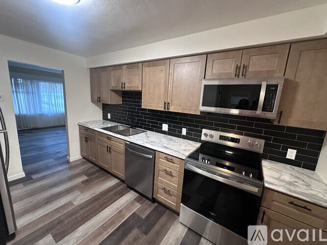 St. Louis House: 8414 Rosalind Court