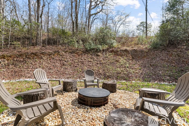 Clarkesville House: 3103 GA 197