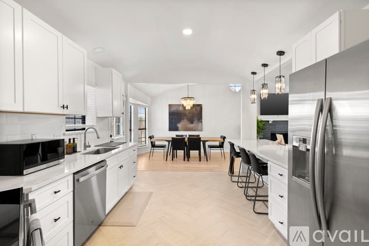 Grand Prairie House: 4629 Amherst Ln