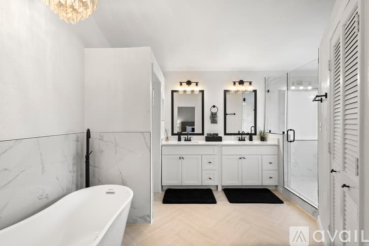 Grand Prairie House: 4629 Amherst Ln
