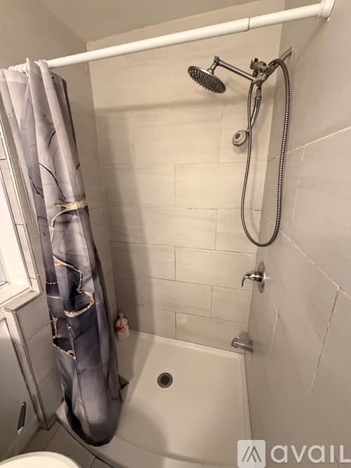 Lowell Apartment: 51 18th St