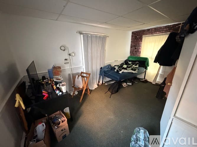 Lowell Apartment: 51 18th St