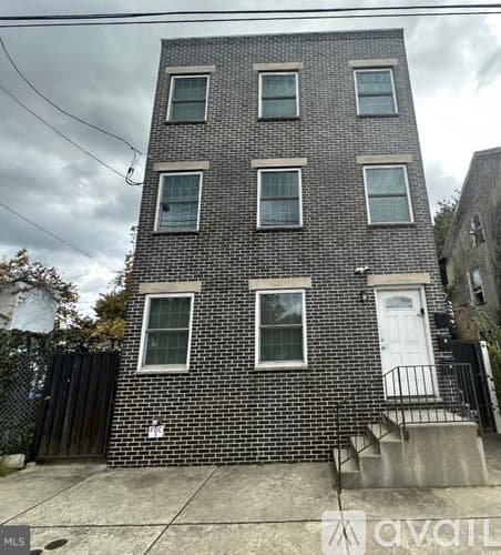 Philadelphia Apartment: 2040 42 Haines Street