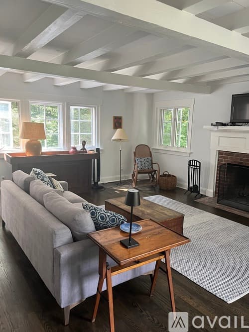 Westport House: 38 Rayfield Road