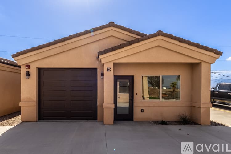 Lake Havasu City House: 2778 Mc Culloch Blvd N Unit E
