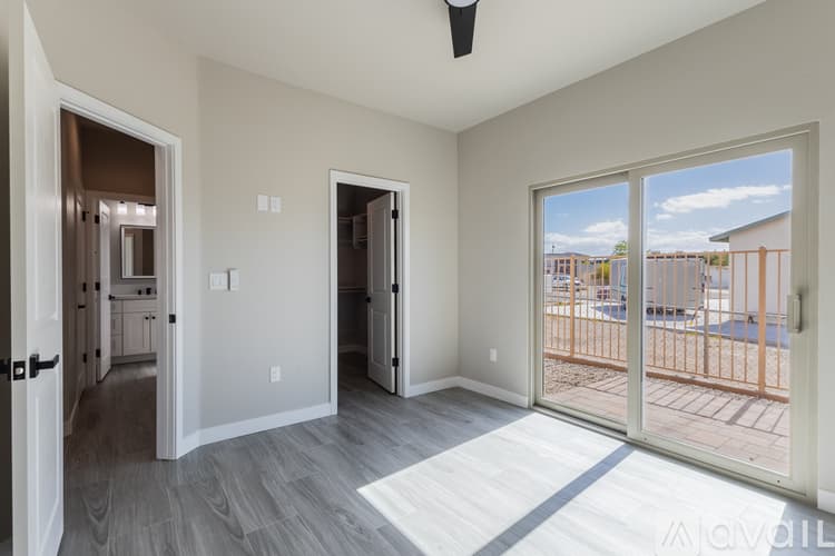 Lake Havasu City House: 2778 Mc Culloch Blvd N Unit G