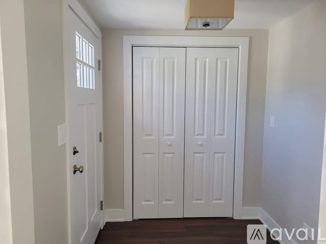 Rolling Meadows House: 2919 Cardinal Dr