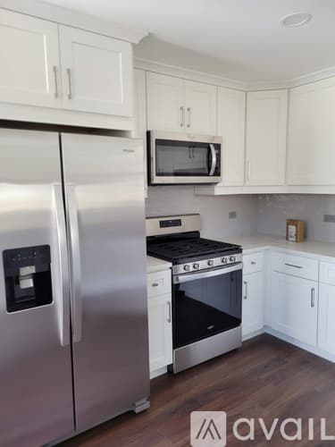 Rolling Meadows House: 2919 Cardinal Dr