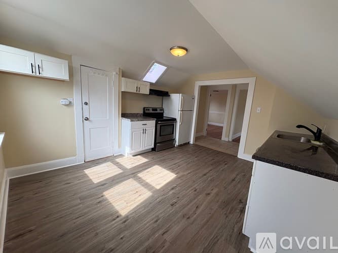 New Haven Apartment: 628 Whalley Ave